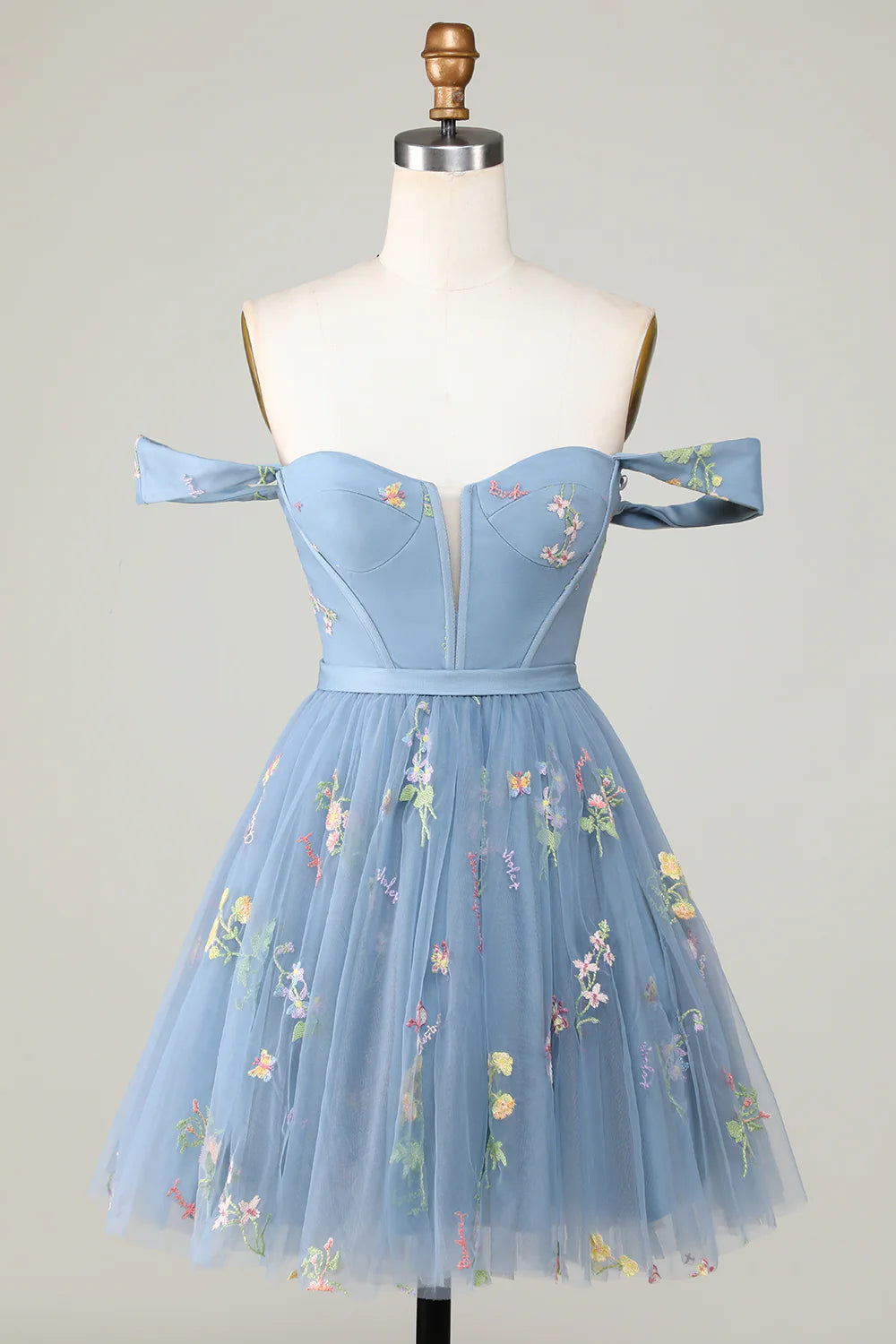Statement dresses for making a fashion statementA Line Sweetheart Homecoming Dress with Embroidery
